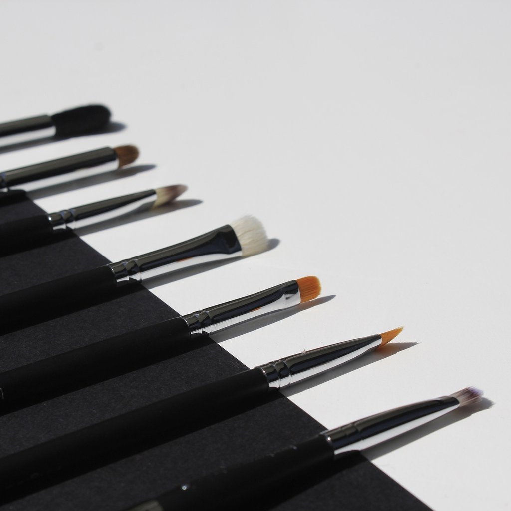 The brush Roll - Bodyography Canada